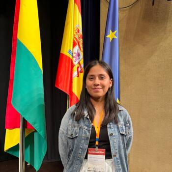 Babysitter Tarija: Nivian