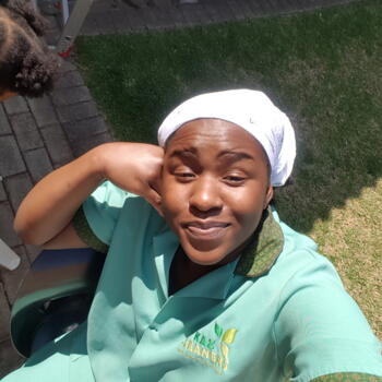 Babysitter Pretoria: Camilla