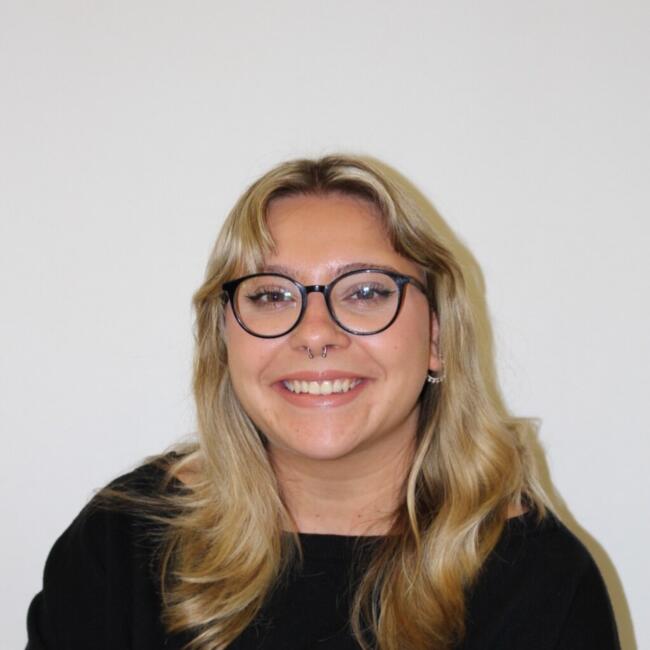 Babysitter in Sant Adrià de Besòs: Helena