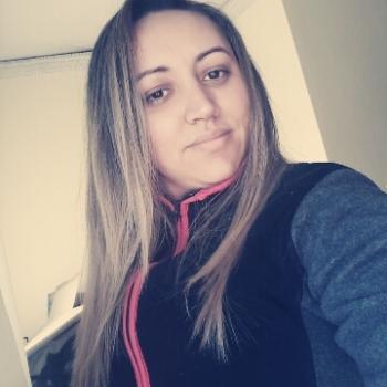 Babysitter Leiria: Aline