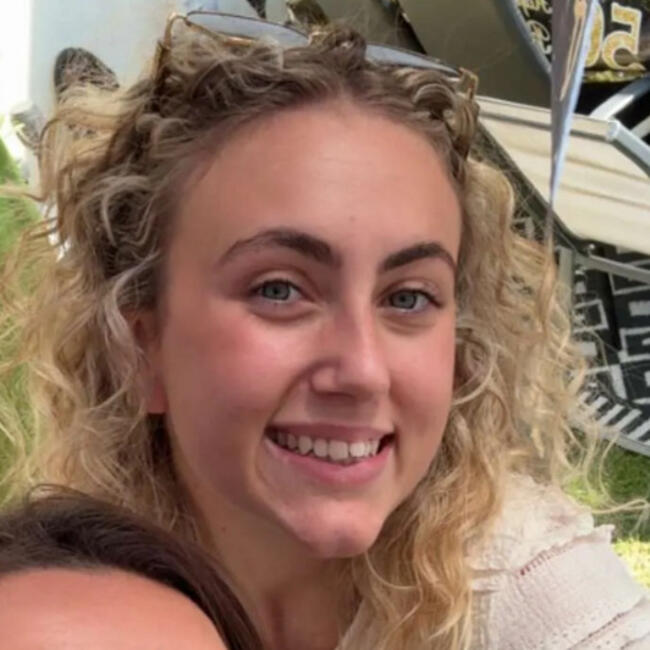 Babysitter in Le Havre: Celine