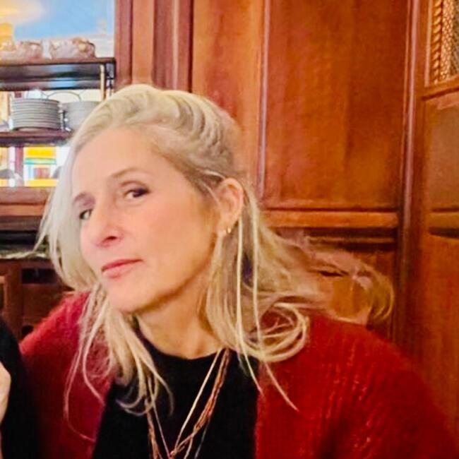 Babysitter in Paris: Frédérique