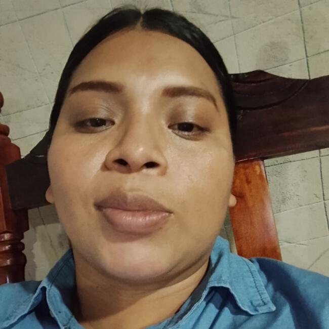 Babysitter in Pacora: Verónica