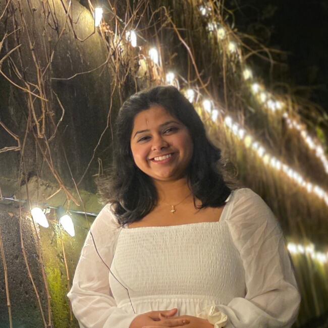 Baby-sitter in Surrey: Vaishali
