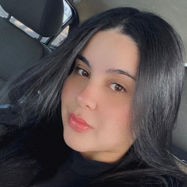 Babysitter in Itapeva: Tainara