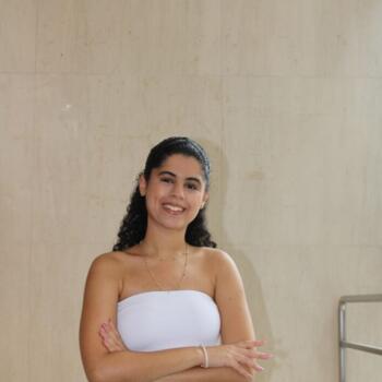 Babysitter em Figueira da Foz: Laura
