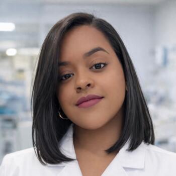 Babá em Rio de Janeiro: Julia Davila