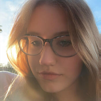 Babysitter in Mesa: Ella