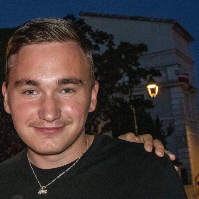 Babysitter in Caveirac: Ugo