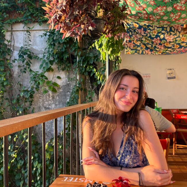 Babysitter in Woluwe-Saint-Lambert: Morgane