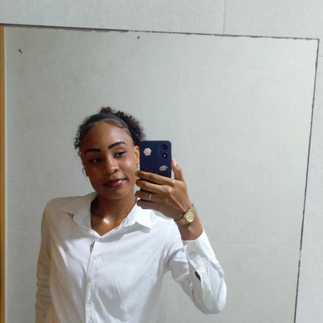 Babysitter in Salvador: Gabriela