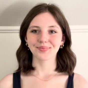 Babysitter in New York: Maxine