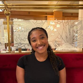 Babysitter in Paris: JADE