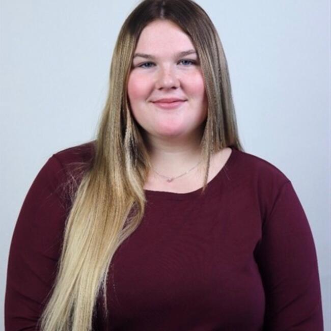 Babysitter in Hochleithen: Lena