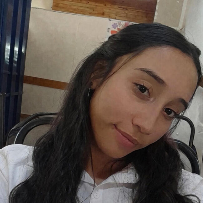 Babysitter in Rodeo del Medio: Milagros