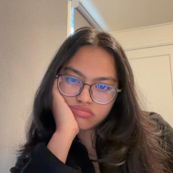 Babysitter in New York: Hasna