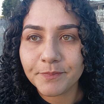 Babysitter in Bombinhas: Gabriela Cariri