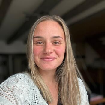 Babysitter in Virton: Célia