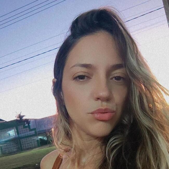 Babysitter in Juiz de Fora: Rayelle