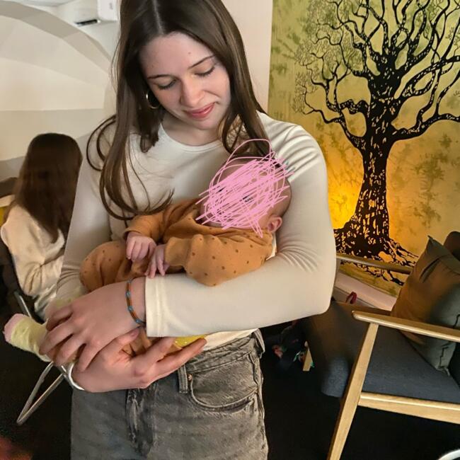 Babysitter in Kontich: Annacksu