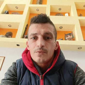 Δουλειά για babysitter στην περιοχή Σταυρούπολη: ΧΡΟΝΗΣ