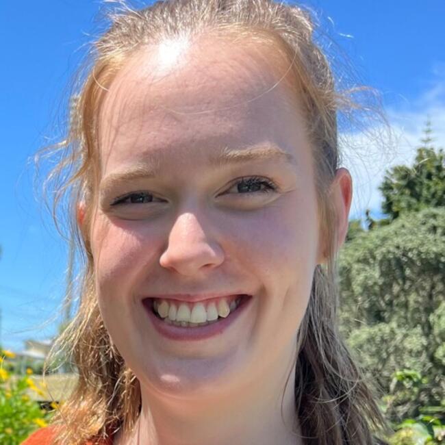 Babysitter in Auckland: Bailey