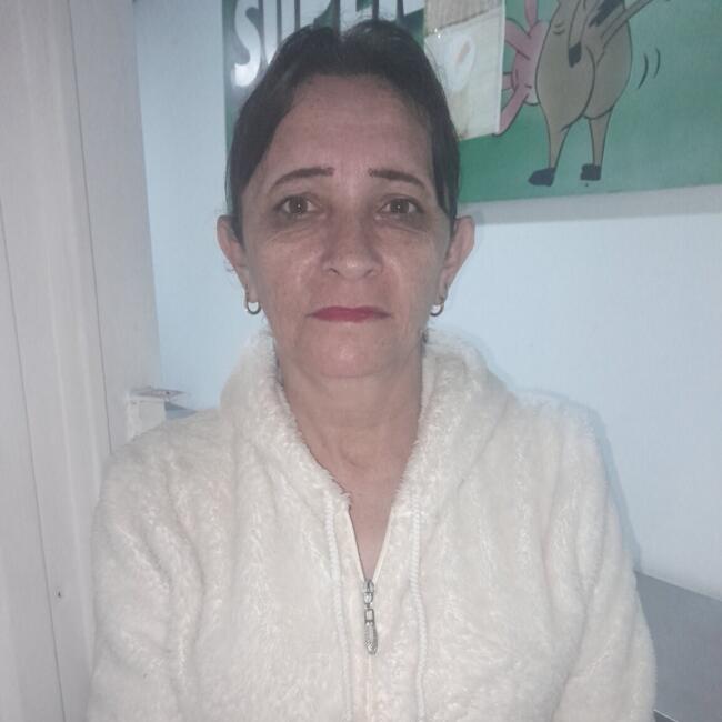 Babysitter in Villamaría: Angela