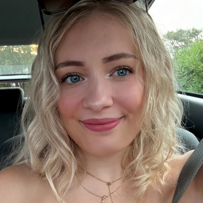 Babysitter in Le Thor: Ilyana