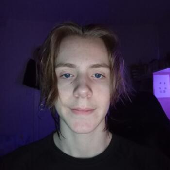 Barnvakt i Arvika: Andrew