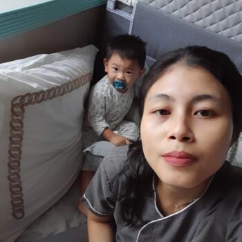 Babysitter Jakarta: Yustin