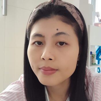 Babysitter in Jakarta: Yustin