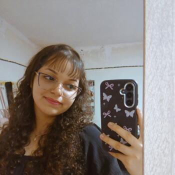 Babá em Sapé (Paraíba): Anielly