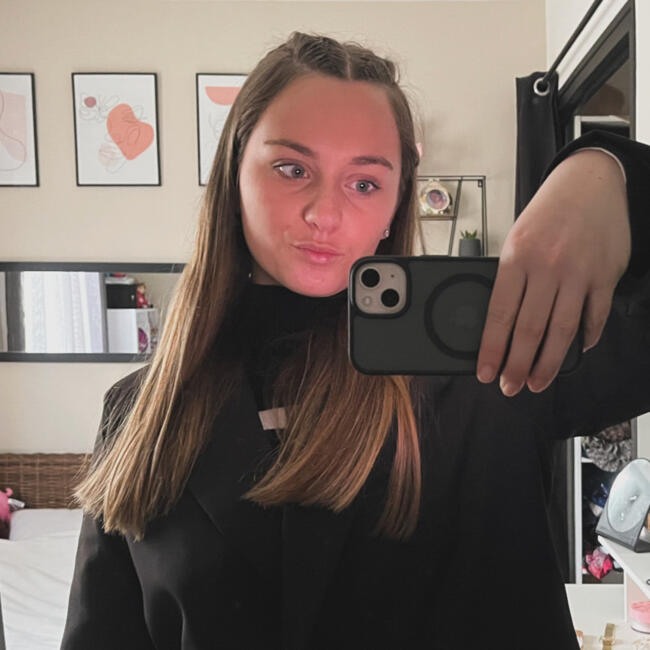 Babysitter in Brive-la-Gaillarde: Hona