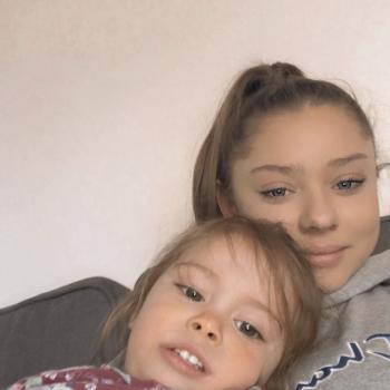 Babysitter Cambridge: Sienna