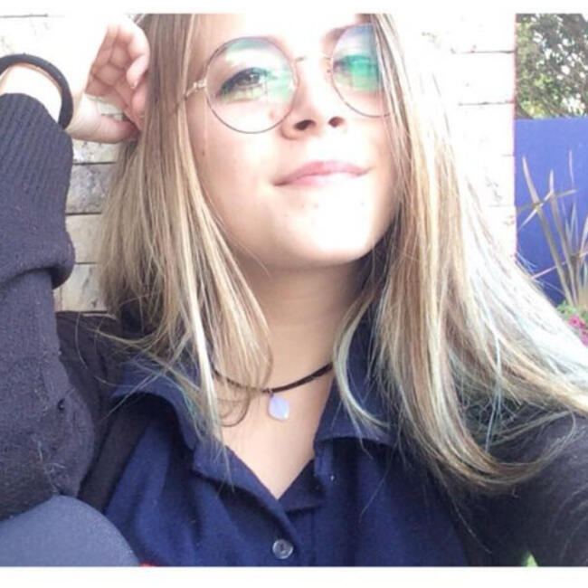 Babá em Florianópolis: Jheovana