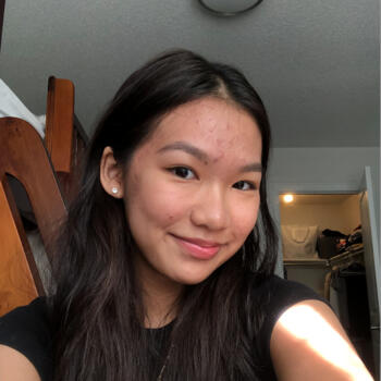 Baby-sitter in Markham: Alexia