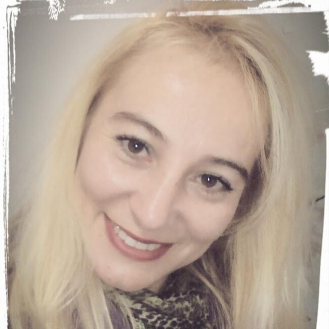 Babysitting job in Canoas: Maria Deds