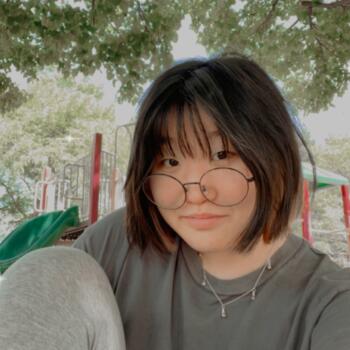 Babysitter in Richmond Hill: Rena