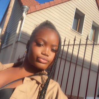 Babysitter in Le Grand-Quevilly: Helena