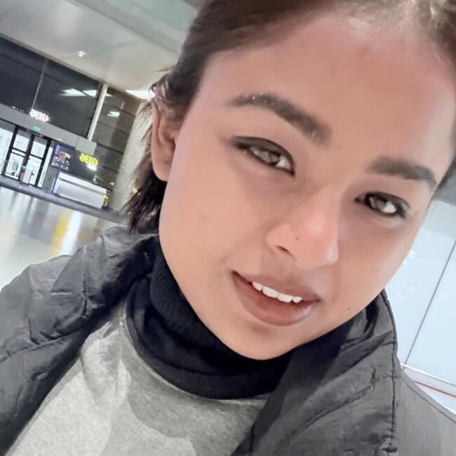 Baby-sitter in Surrey: Anjali