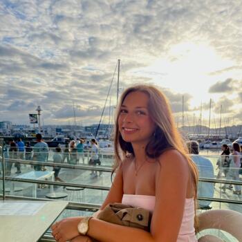 Niñera Valladolid: Lucía