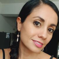 Elvira Mora