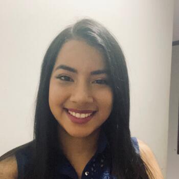 Babysitter in San Antonio: Emely