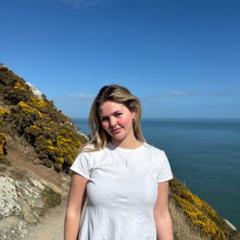 Baby-sitter in Toronto: Greer