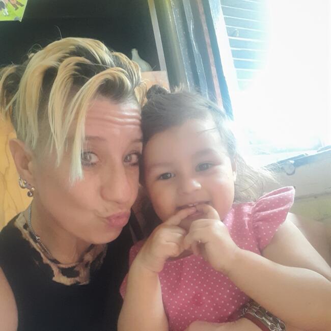 Niñera en San Vicente (Partido de San Vicente): Carina