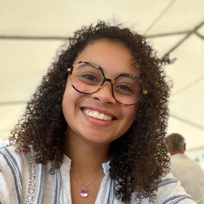 Babysitter in Yvré-l'Évêque: Soann