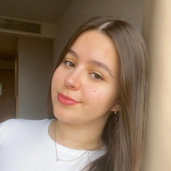 Babysitter em Chaves: Sofia