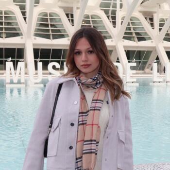 Babysitter in Barlassina: Paola