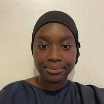 Babysitter in Clamart: Laliya
