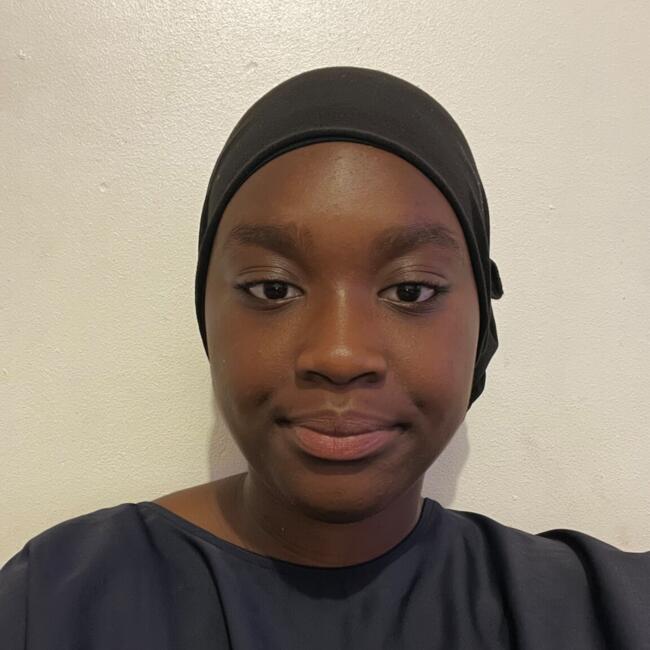 Babysitter in Clamart: Laliya